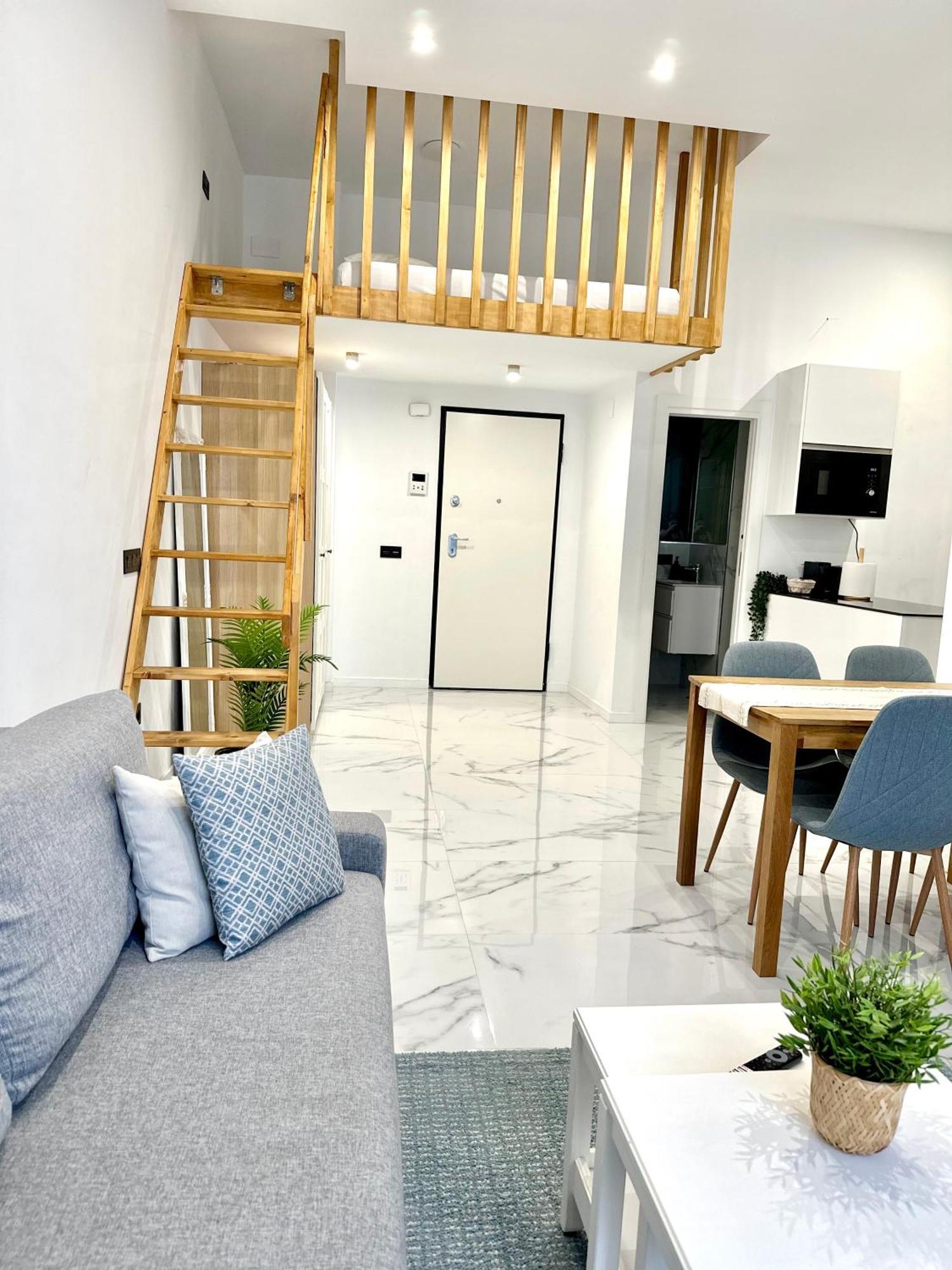 Mark Suite B8 Фуeнхирола Екстериор снимка