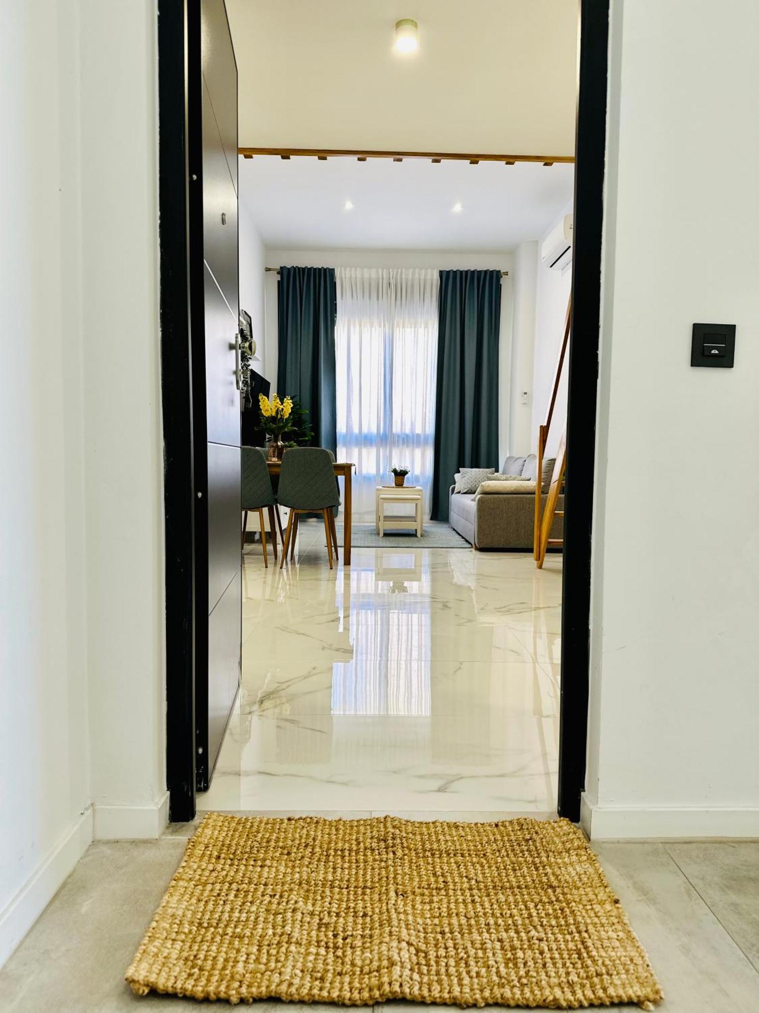 Mark Suite B8 Фуeнхирола Екстериор снимка